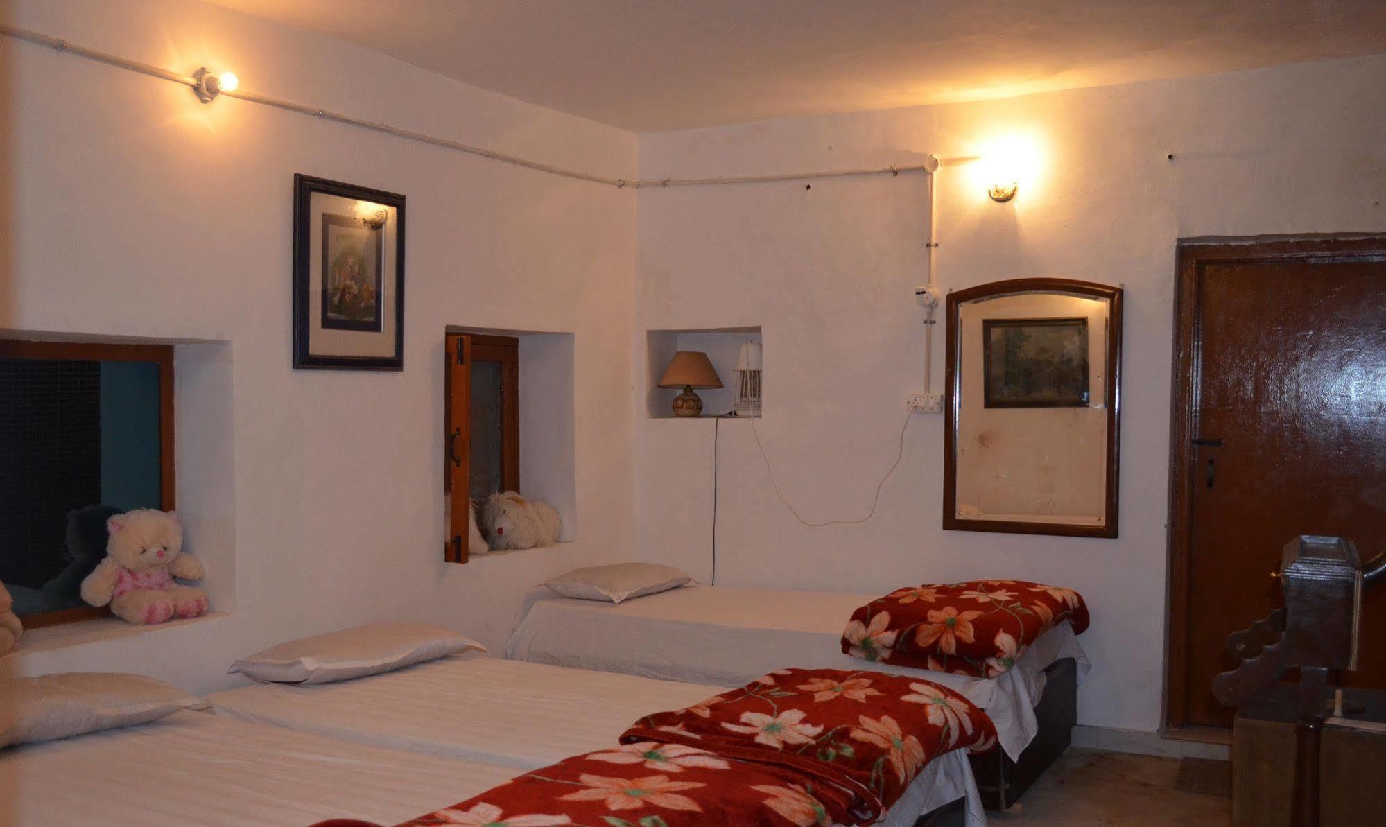 Kafal Resort Naini Tāl Exterior foto
