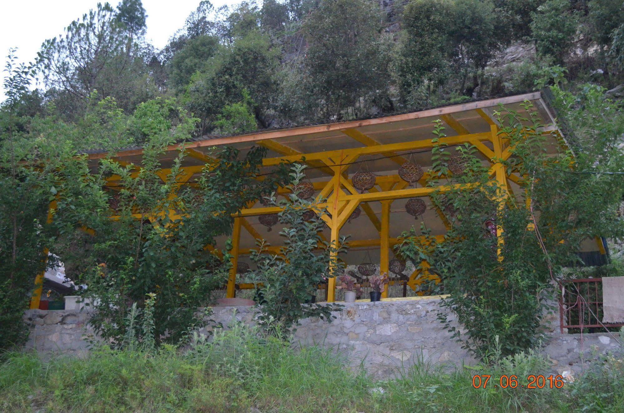Kafal Resort Naini Tāl Exterior foto